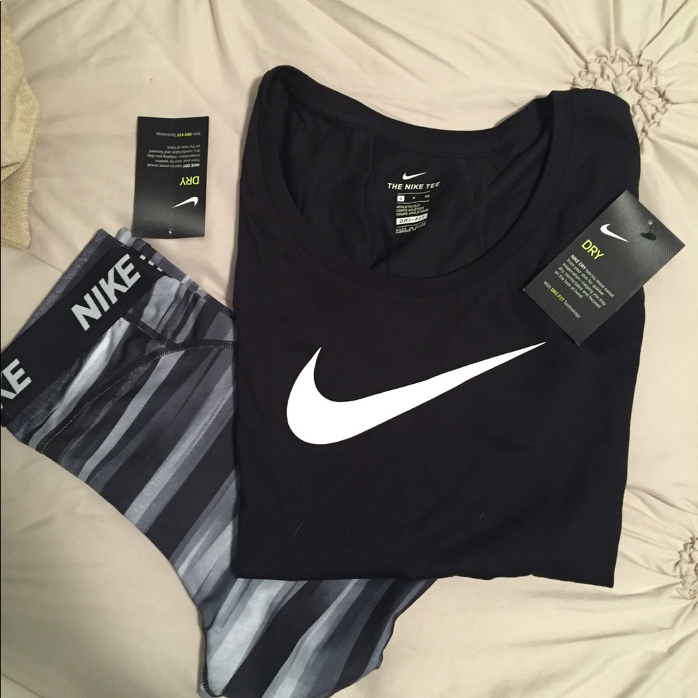 Nike Workout Leggings & Top